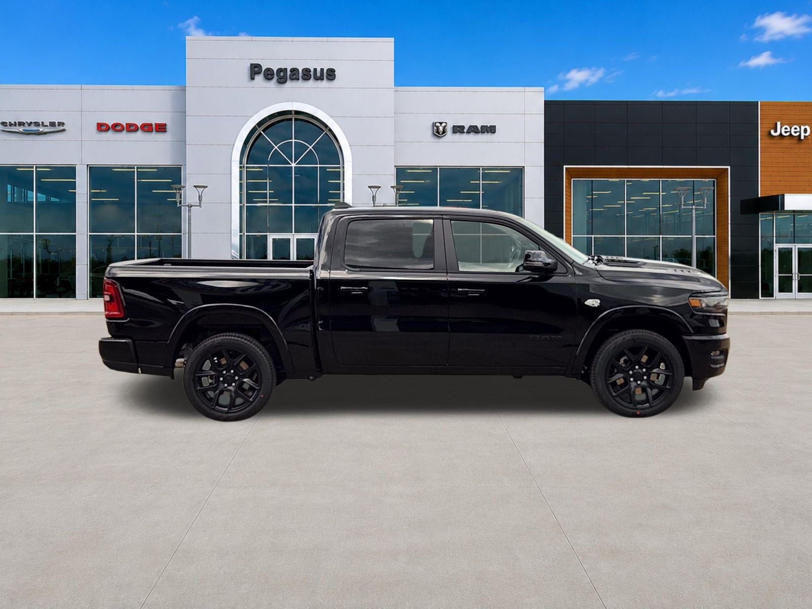 2026 RAM Ram 1500 RAM 1500 LARAMIE CREW CAB 4X4 5'7' BOX