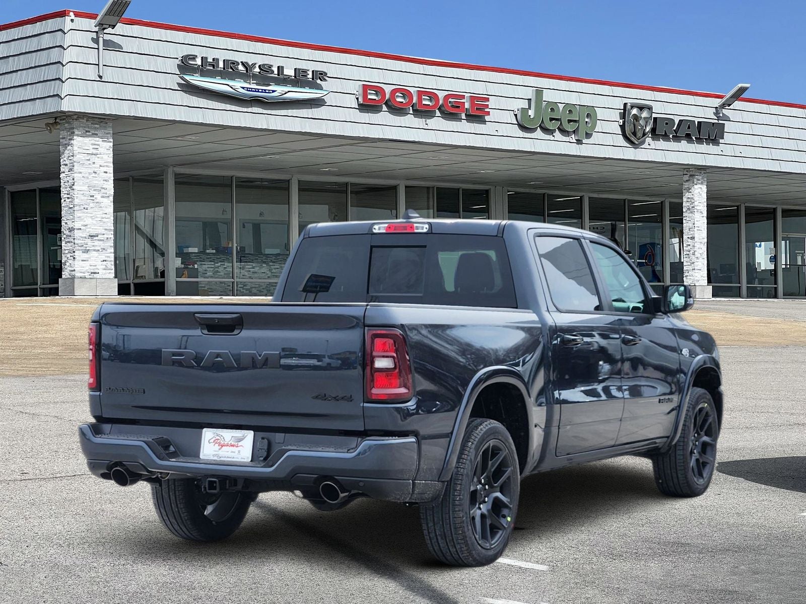2026 RAM Ram 1500 RAM 1500 LARAMIE CREW CAB 4X4 5'7' BOX