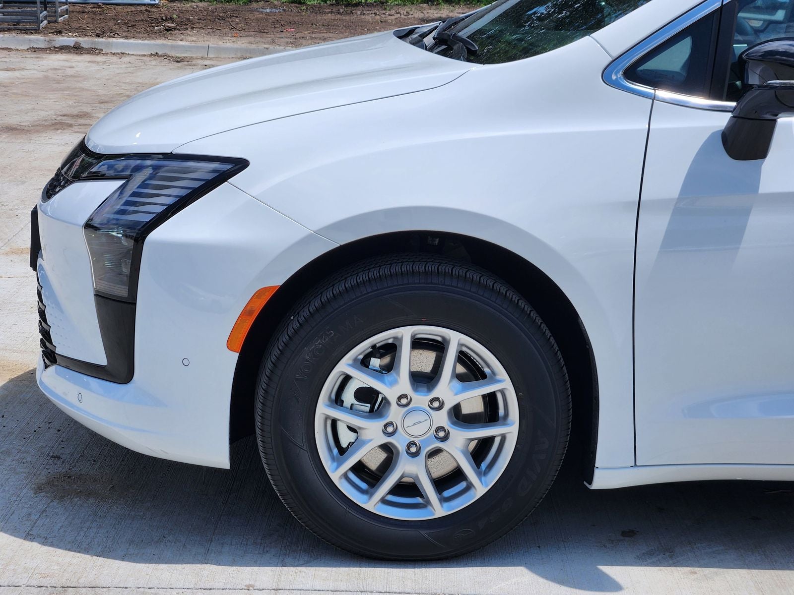 2027 Chrysler Pacifica PACIFICA SELECT