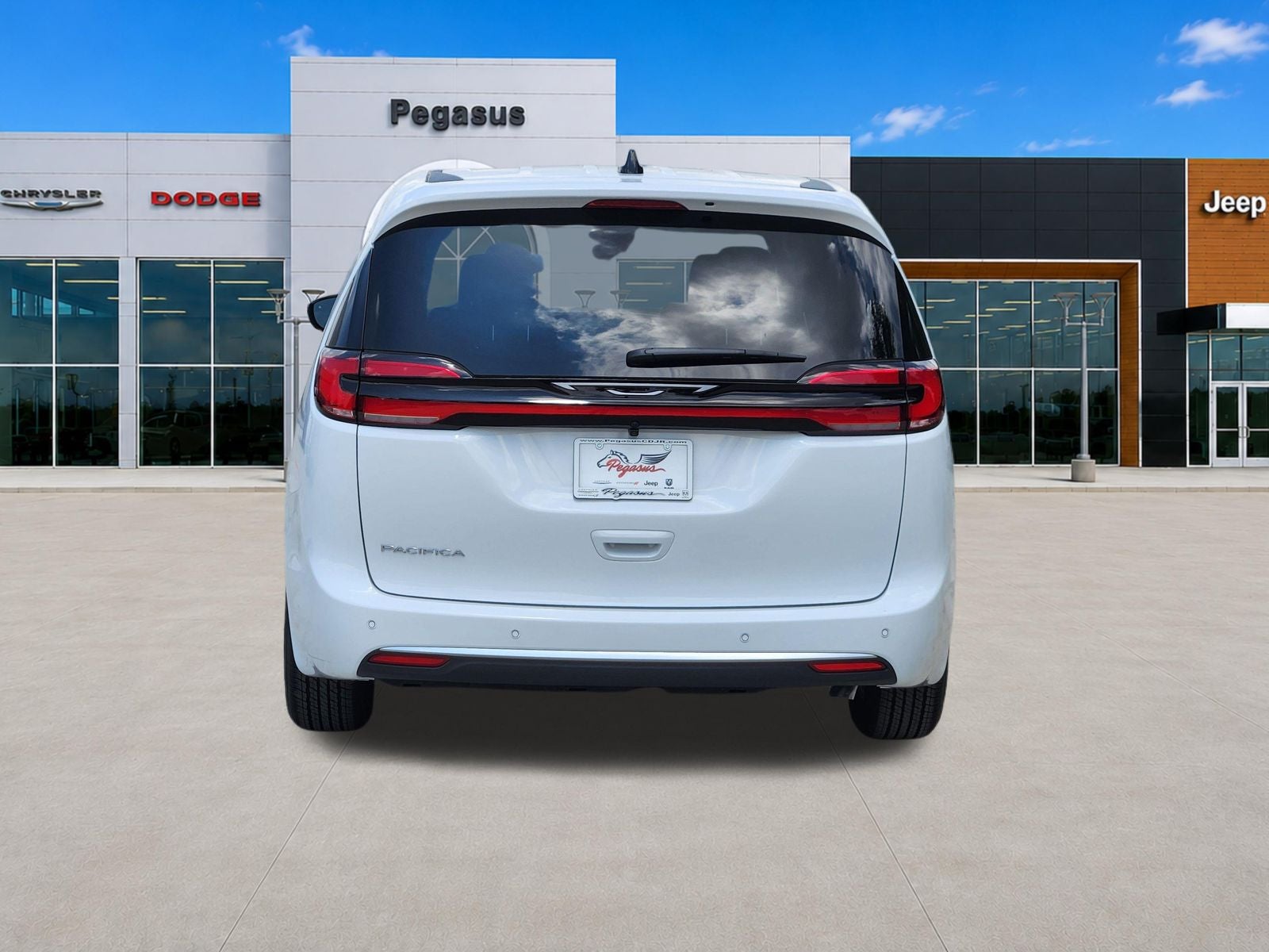 2027 Chrysler Pacifica PACIFICA SELECT