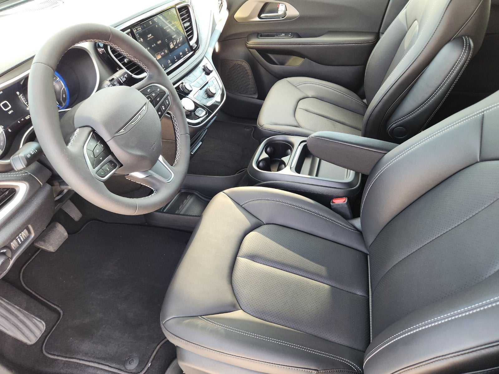 2027 Chrysler Pacifica PACIFICA SELECT