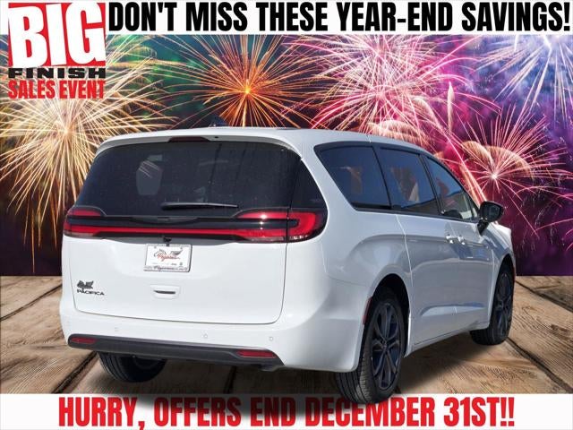 2026 Chrysler Pacifica PACIFICA SELECT