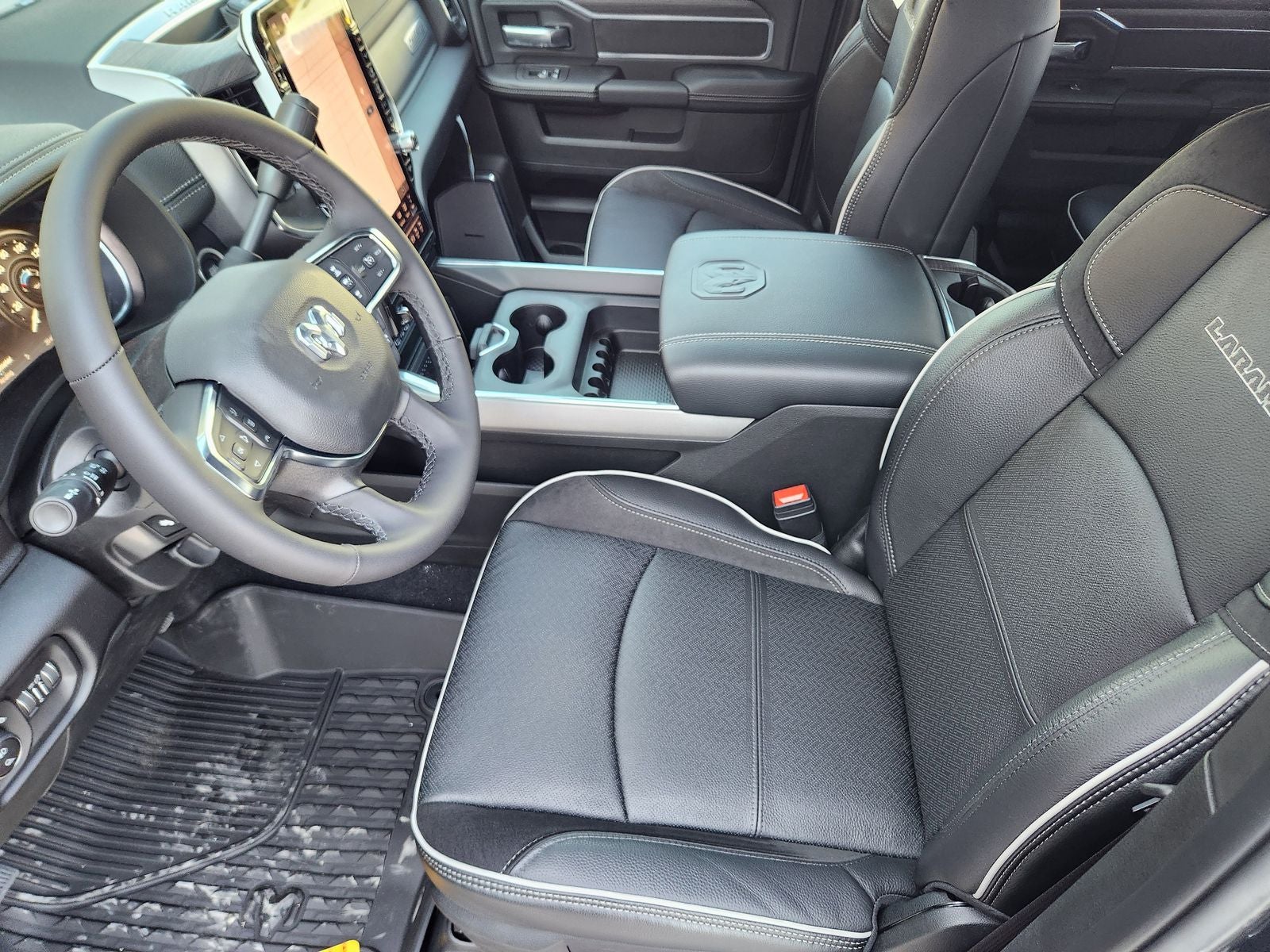 2026 RAM Ram 3500 RAM 3500 LARAMIE CREW CAB 4X4 8' BOX