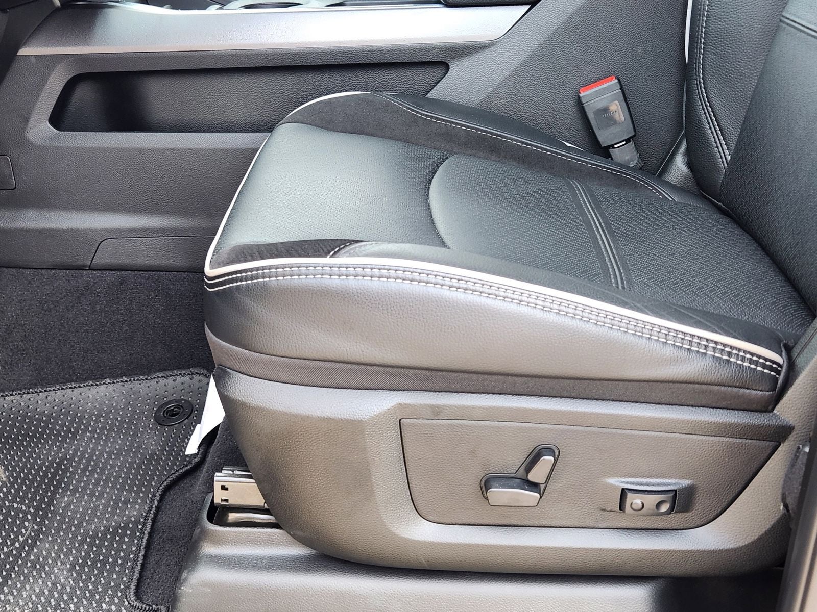 2026 RAM Ram 2500 RAM 2500 LARAMIE MEGA CAB 4X4 6'4' BOX