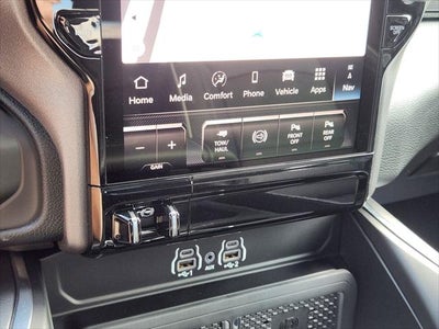 2025 RAM Ram 2500 RAM 2500 LARAMIE MEGA CAB 4X4 6'4' BOX