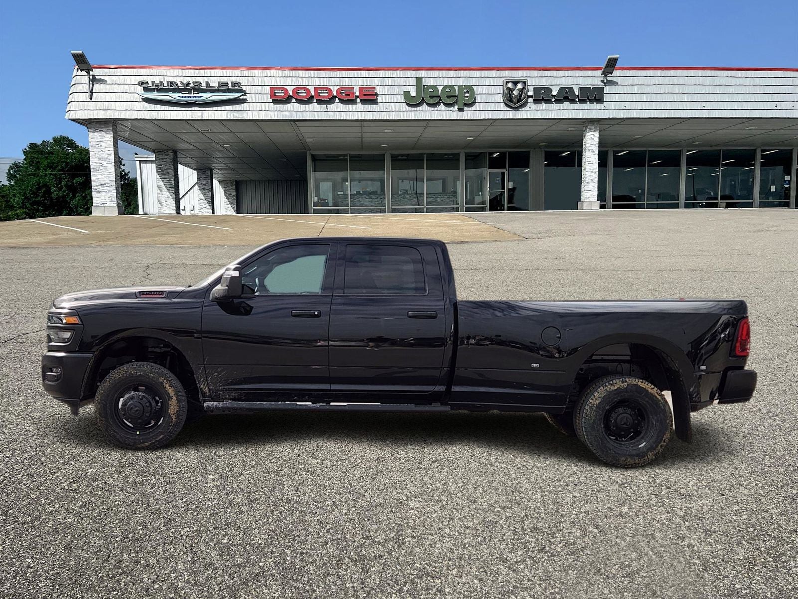 2026 RAM Ram 3500 RAM 3500 TRADESMAN CREW CAB 4X4 8' BOX