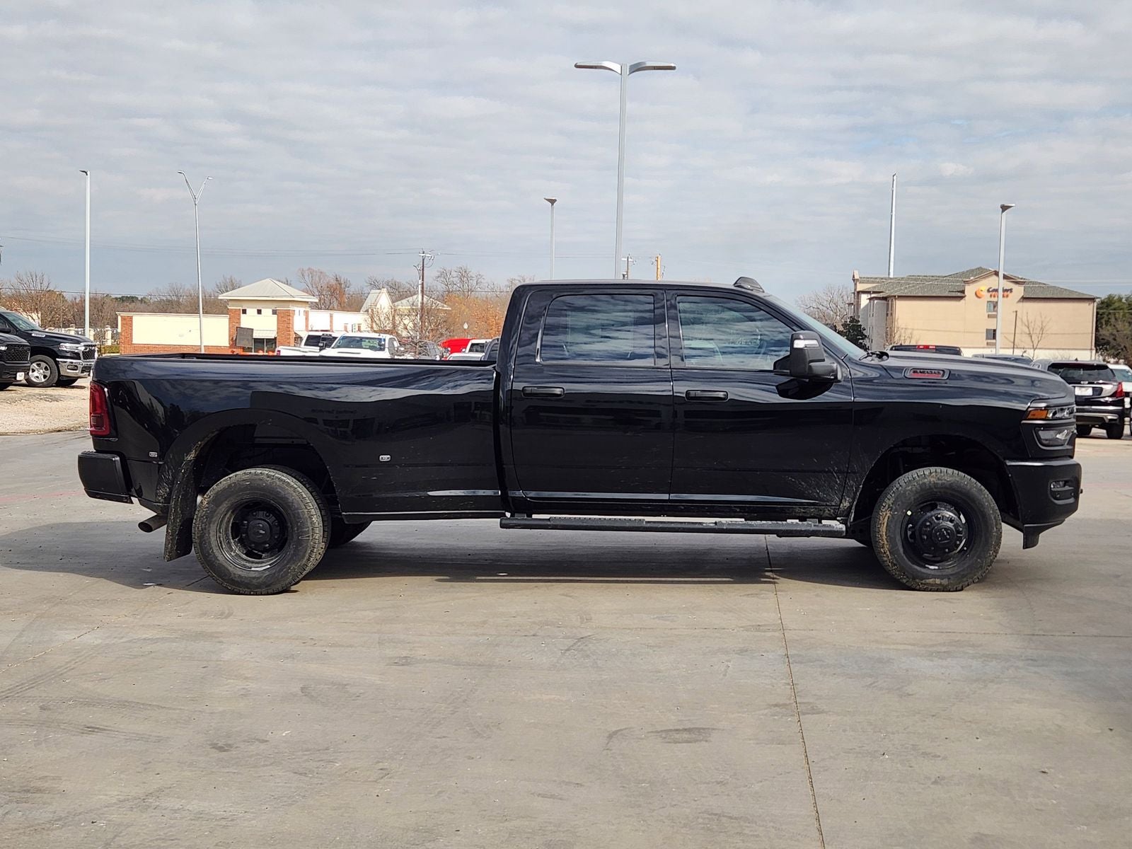 2026 RAM Ram 3500 RAM 3500 TRADESMAN CREW CAB 4X4 8' BOX