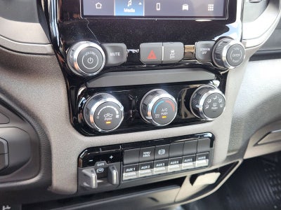 2026 RAM Ram 3500 RAM 3500 TRADESMAN CREW CAB 4X4 8' BOX