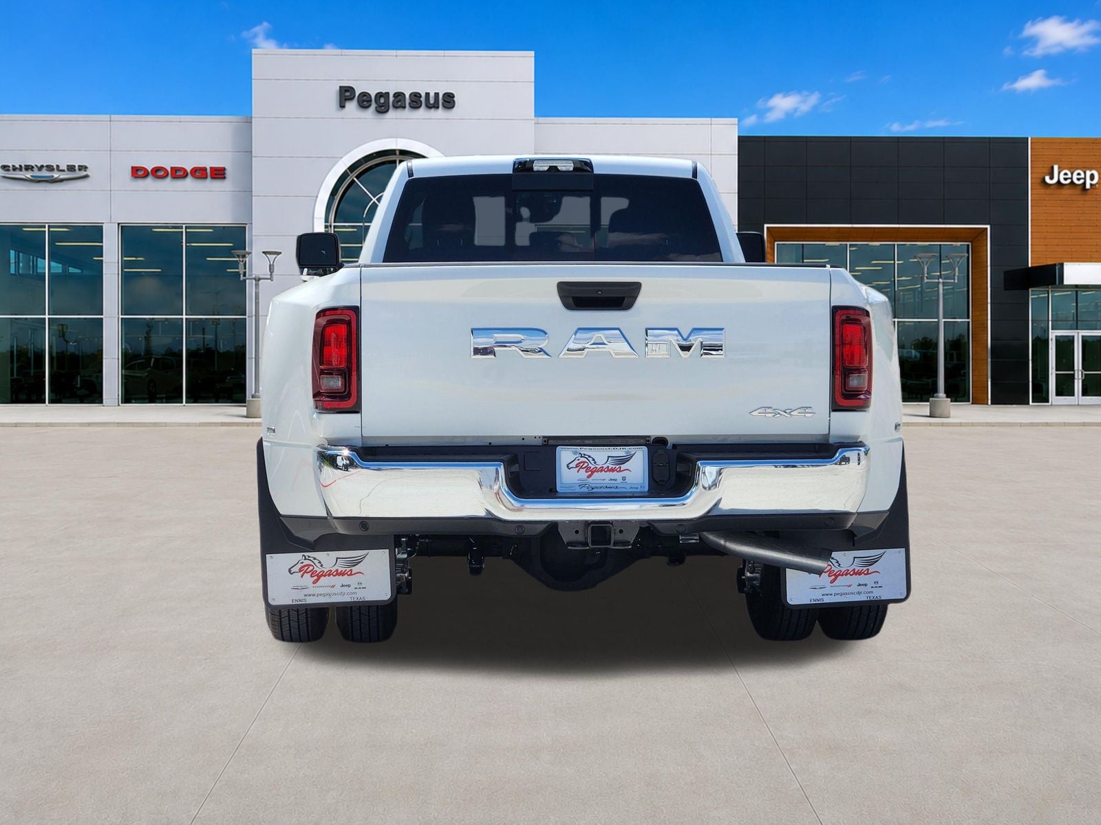 2026 RAM Ram 3500 RAM 3500 TRADESMAN CREW CAB 4X4 8' BOX