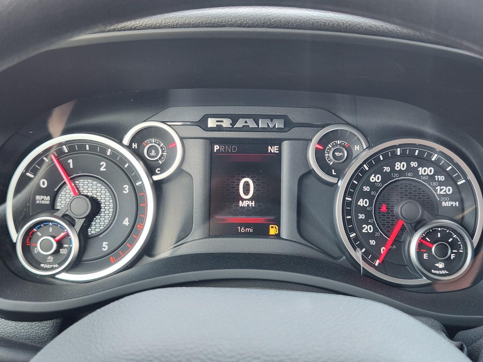 2026 RAM Ram 3500 RAM 3500 TRADESMAN CREW CAB 4X4 8' BOX