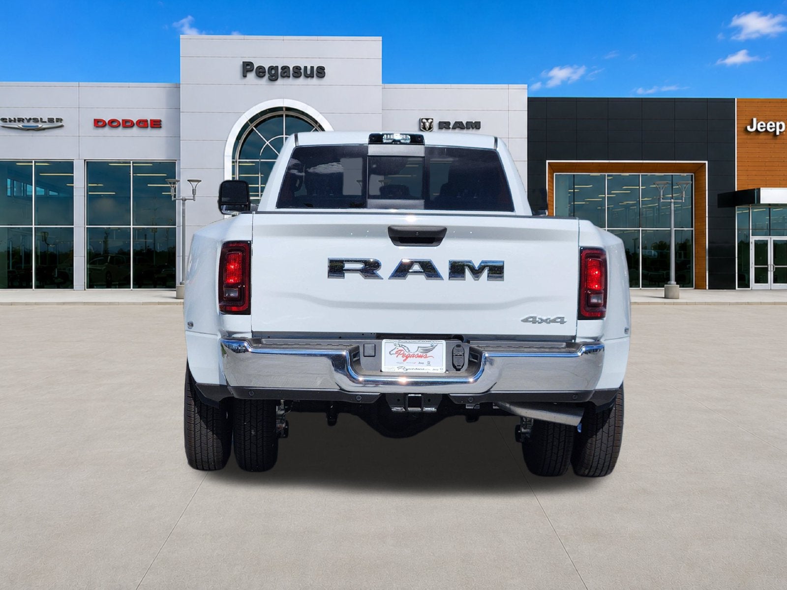 2026 RAM Ram 3500 RAM 3500 TRADESMAN CREW CAB 4X4 8' BOX