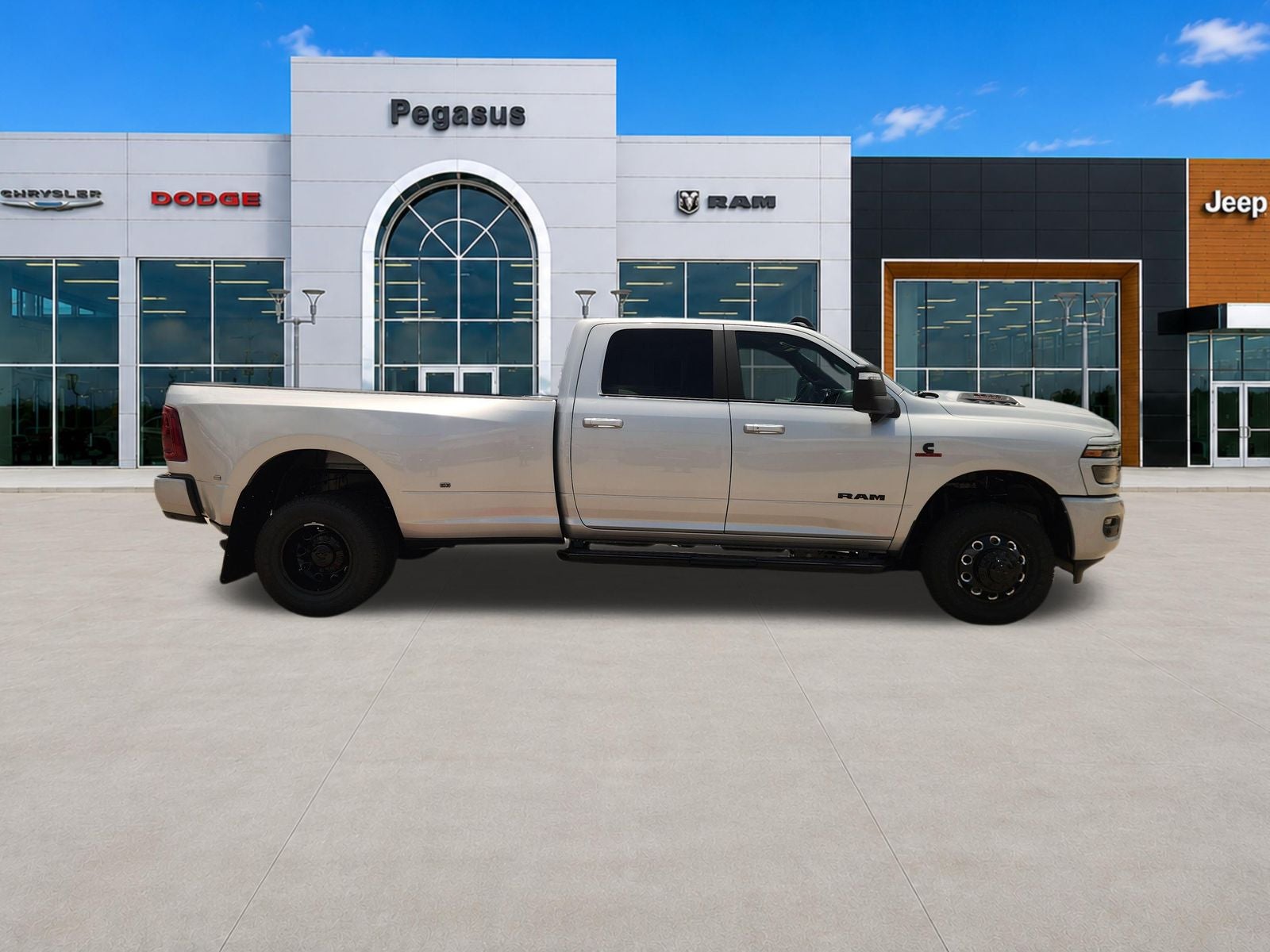 2026 RAM Ram 3500 RAM 3500 LARAMIE CREW CAB 4X4 8' BOX
