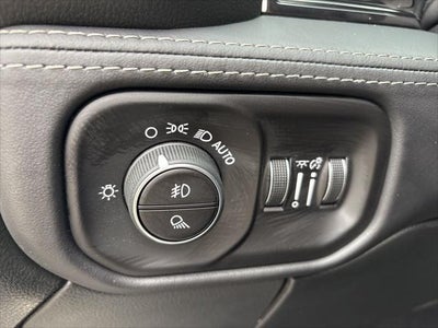 2026 RAM Ram 3500 RAM 3500 LIMITED MEGA CAB 4X4 6'4' BOX