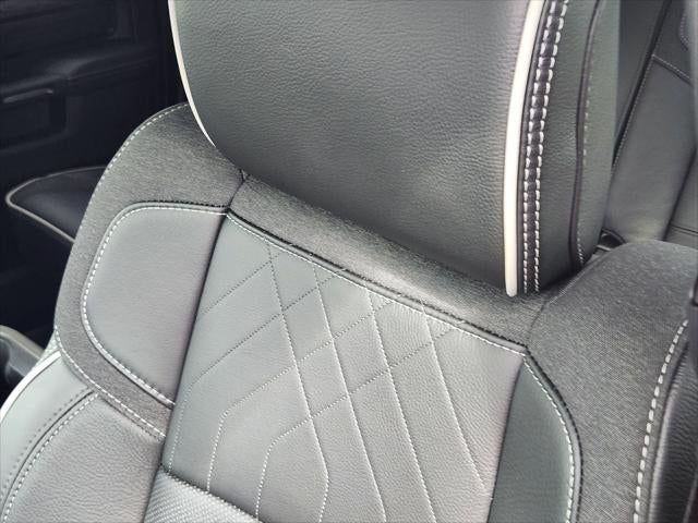 2026 RAM Ram 3500 RAM 3500 LIMITED MEGA CAB 4X4 6'4' BOX