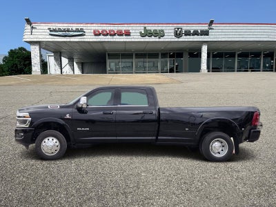 2026 RAM Ram 3500 RAM 3500 LIMITED LONGHORN CREW CAB 4X4 8' BOX