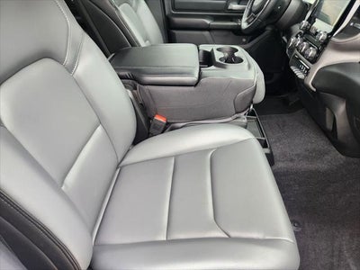 2026 RAM Ram 1500 RAM 1500 TRADESMAN CREW CAB 4X2 5'7' BOX