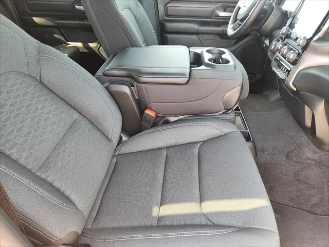 2027 RAM Ram 1500 RAM 1500 EXPRESS CREW CAB 4X2 5'7' BOX