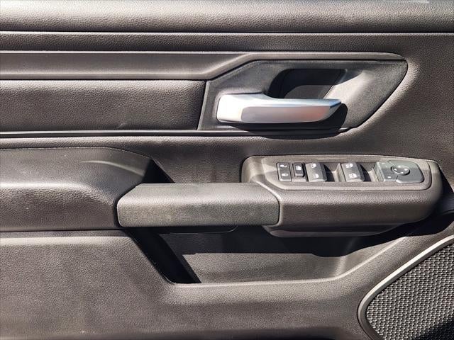 2027 RAM Ram 1500 RAM 1500 EXPRESS CREW CAB 4X2 5'7' BOX