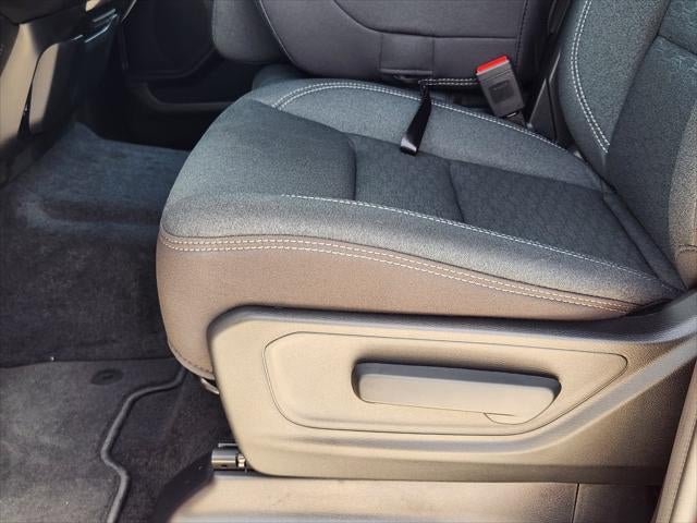 2027 RAM Ram 1500 RAM 1500 EXPRESS CREW CAB 4X2 5'7' BOX