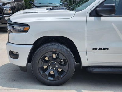 2026 RAM Ram 1500 RAM 1500 EXPRESS CREW CAB 4X4 5'7' BOX