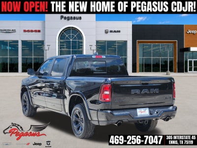 2026 RAM Ram 1500 RAM 1500 LONE STAR CREW CAB 4X4 5'7' BOX
