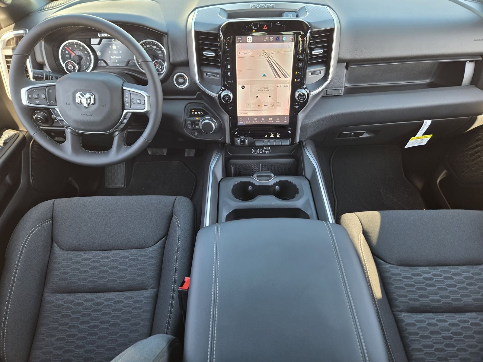 2026 RAM Ram 1500 RAM 1500 LONE STAR CREW CAB 4X4 5'7' BOX