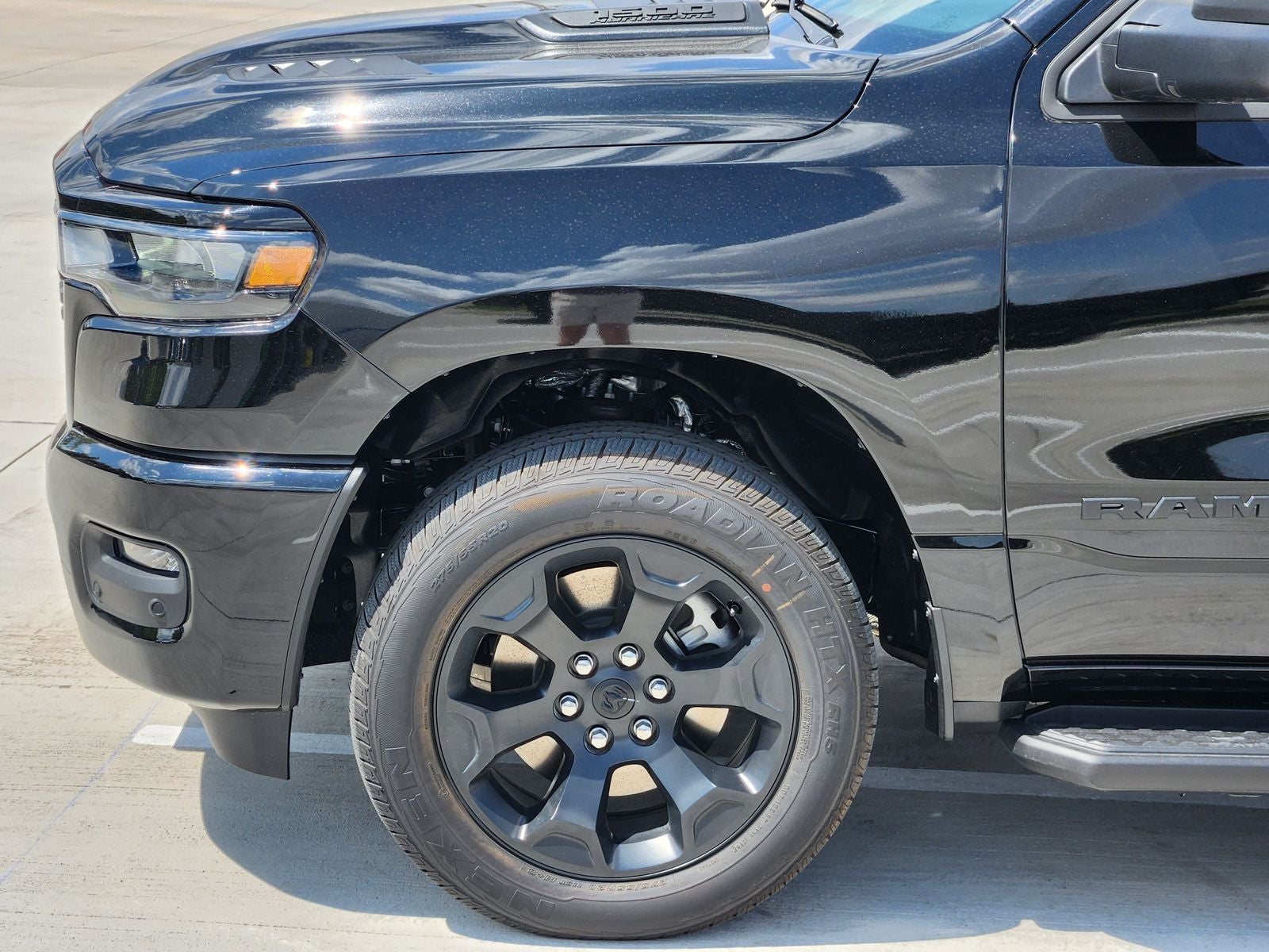 2026 RAM Ram 1500 RAM 1500 EXPRESS CREW CAB 4X4 5'7' BOX