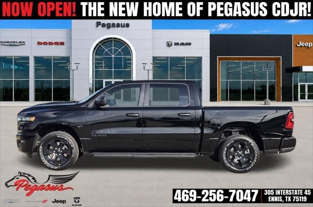 2026 RAM Ram 1500 RAM 1500 EXPRESS CREW CAB 4X4 5'7' BOX