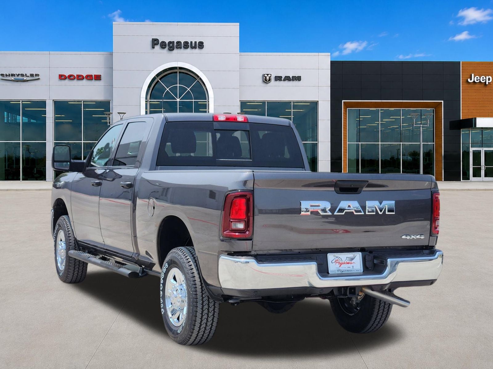 2026 RAM Ram 2500 RAM 2500 TRADESMAN CREW CAB 4X4 6'4' BOX