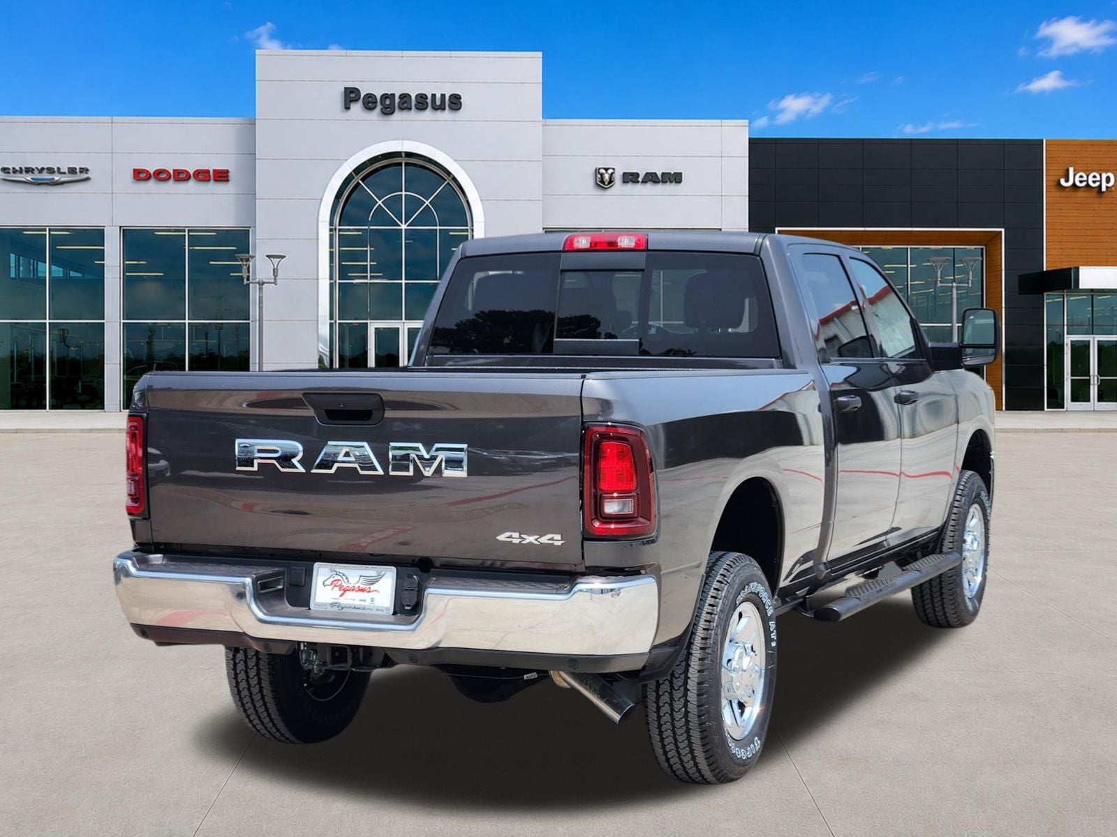 2026 RAM Ram 2500 RAM 2500 TRADESMAN CREW CAB 4X4 6'4' BOX