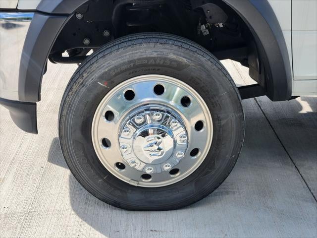 2024 RAM Ram 5500 Chassis Cab RAM 5500 TRADESMAN CHASSIS CREW CAB 4X2 84' CA
