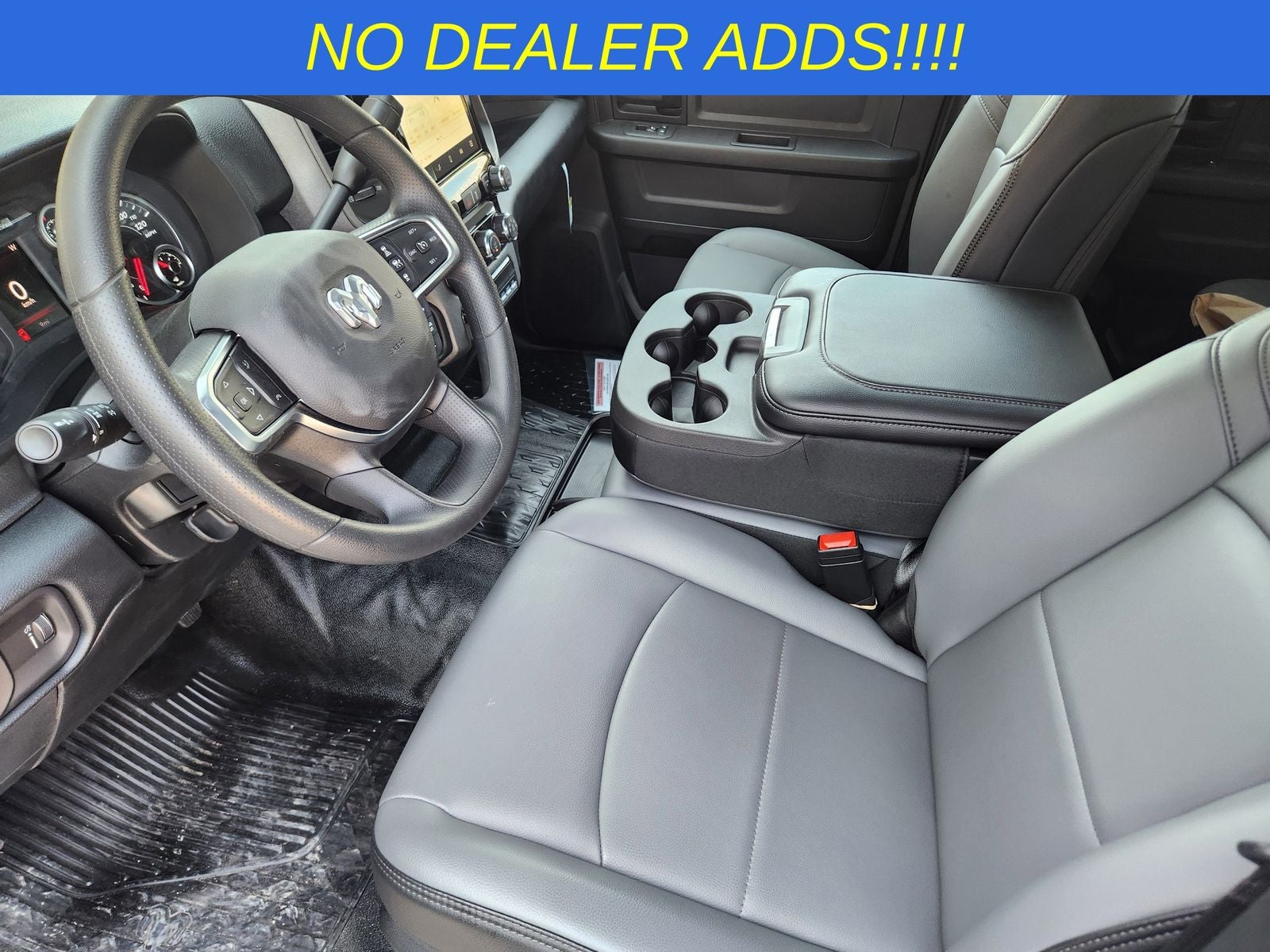 2026 RAM Ram 5500 Chassis Cab RAM 5500 TRADESMAN CHASSIS CREW CAB 4X4 84' CA