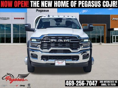 2026 RAM 5500 Chassis Cab RAM 5500 TRADESMAN CHASSIS CREW CAB 4X4 84' CA