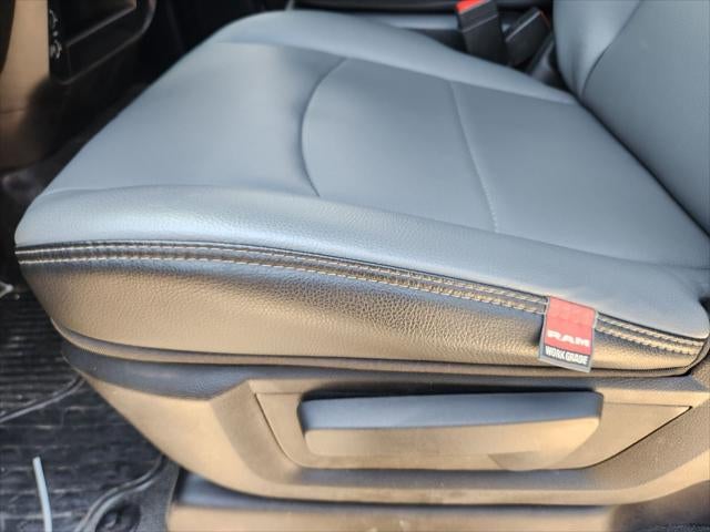 2025 RAM Ram 3500 Chassis Cab RAM 3500 TRADESMAN CHASSIS REGULAR CAB 4X2 60' CA