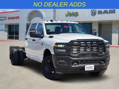 2026 RAM Ram 3500 Chassis Cab RAM 3500 TRADESMAN CREW CAB CHASSIS 4X4 60' CA