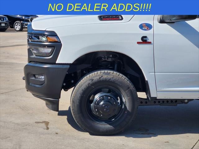 2026 RAM Ram 3500 Chassis Cab RAM 3500 TRADESMAN CREW CAB CHASSIS 4X4 60' CA