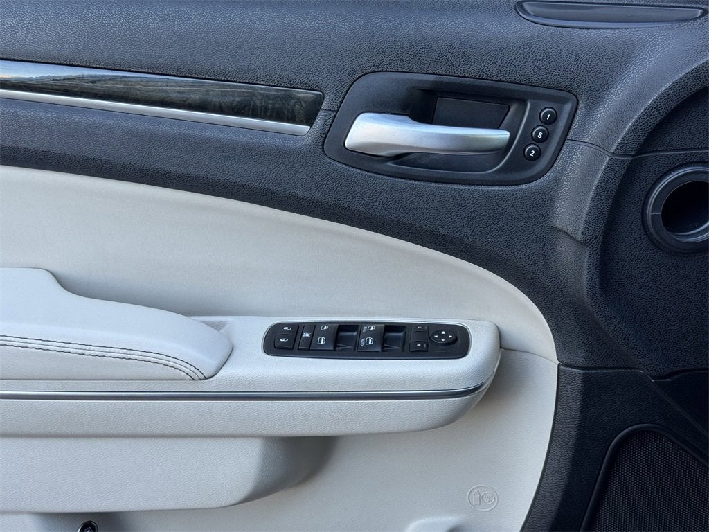 2015 Chrysler 300 300C