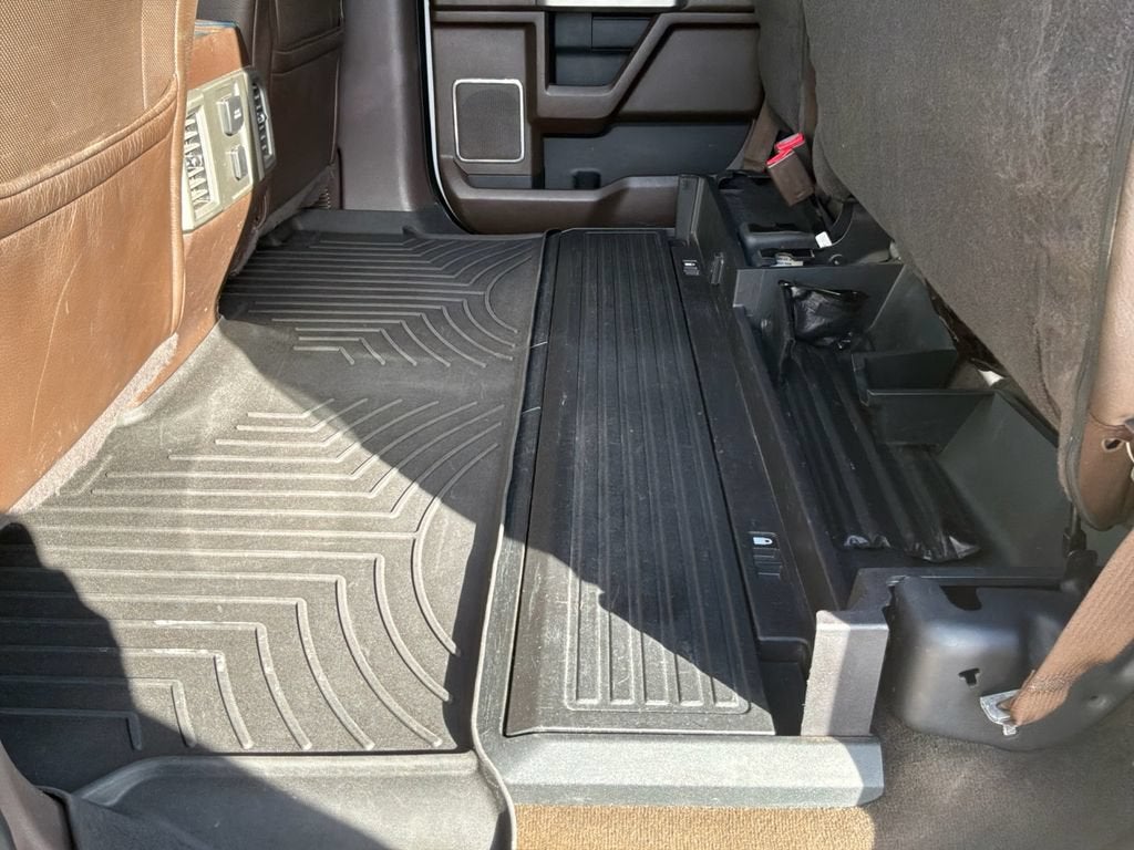 2017 Ford Super Duty F-250 SRW Lariat