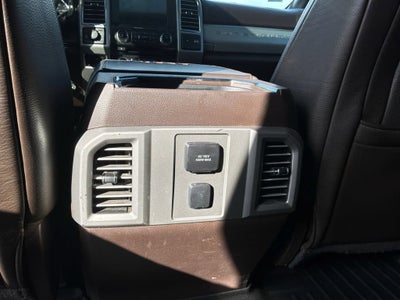 2017 Ford Super Duty F-250 SRW Lariat