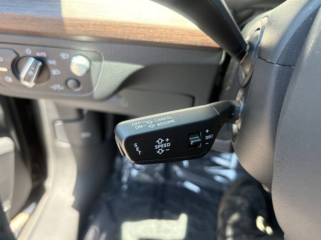 2023 Audi Q5 S line Prestige